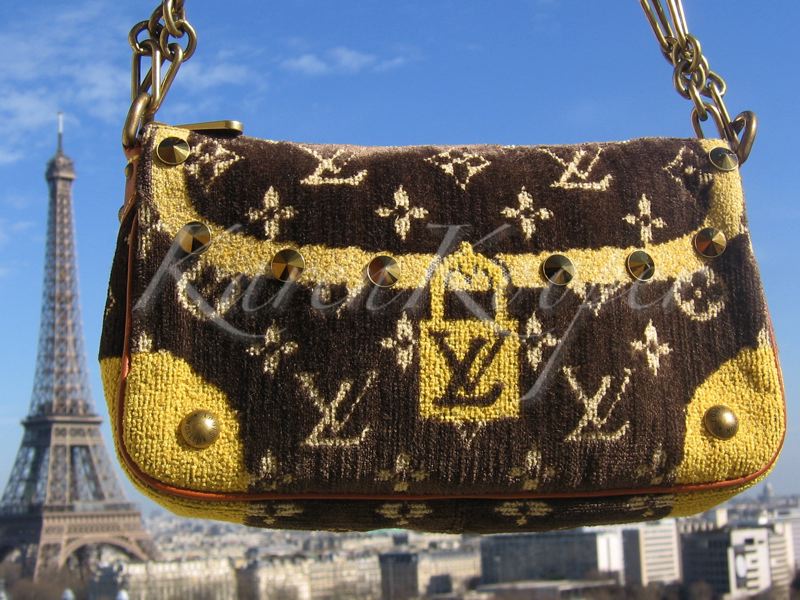 Louis Vuitton Monogram Mat Black Bracelet Preview 2002