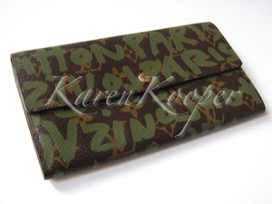 Louis Vuitton Graffiti Khaki Pochette Porte-Monnaie Credit