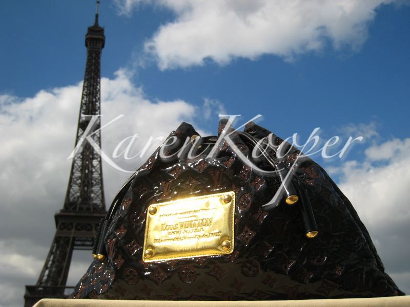 Louis Vuitton Monogram LV-inyl Black